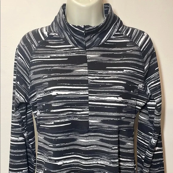 Soybu Black and White Patterned Long Sleeve Dress - Picture 7 of 10